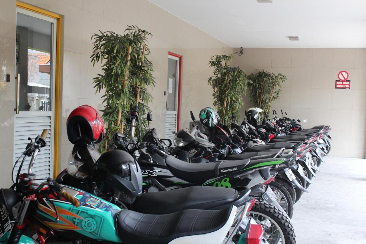 Ghurfati Mangga Besar Hotel *